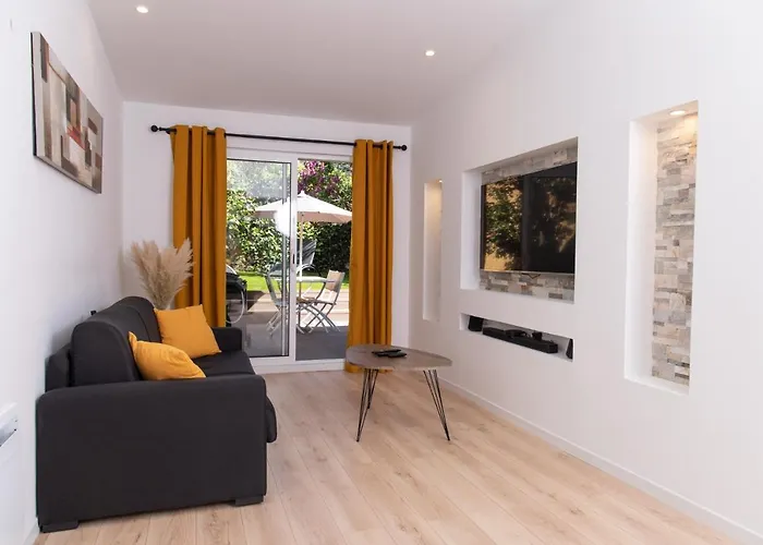 70m2 Hyper Centre Avec Baignoire Balneo 아파트 라플레슈